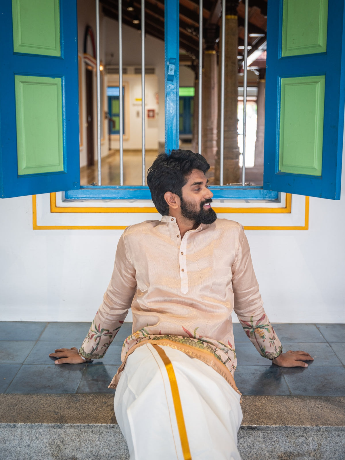 ATHARV - Off White Palm Motif Kurta