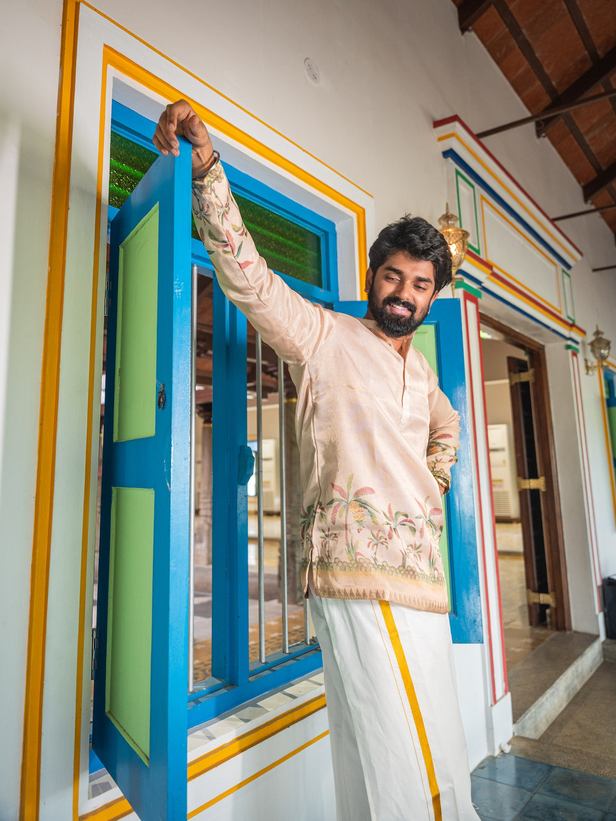 ATHARV - Off White Palm Motif Kurta